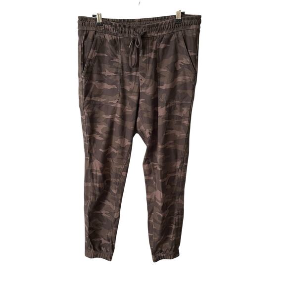 Athleta 6 Farallon Jogger Sweatpants Camo Print Stretch Comfy Lounge Pant - Picture 1 of 10